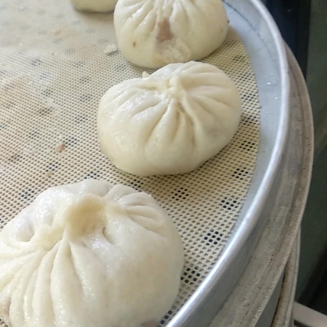 六
