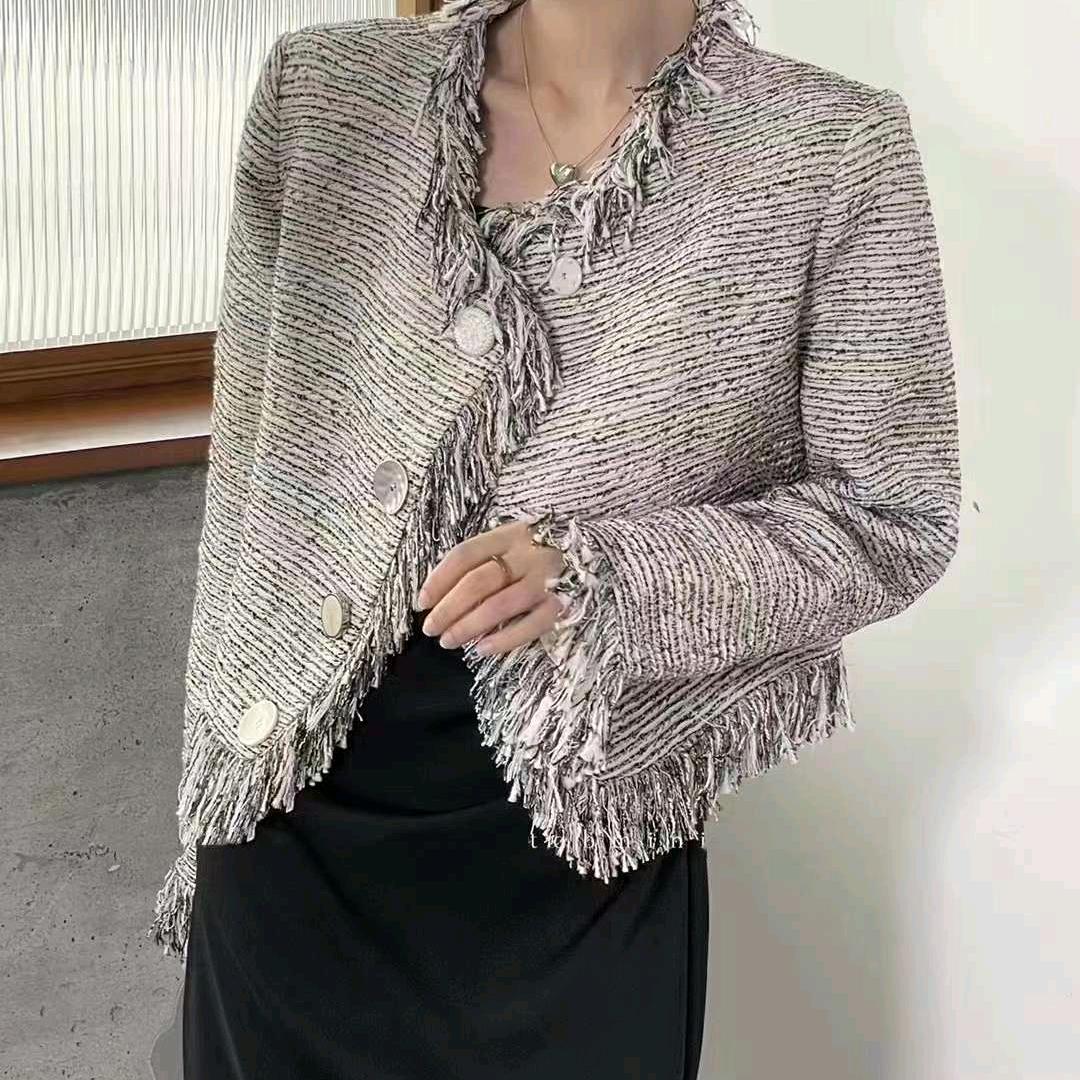 鹿邑双凤皮鞋 大贺装饰