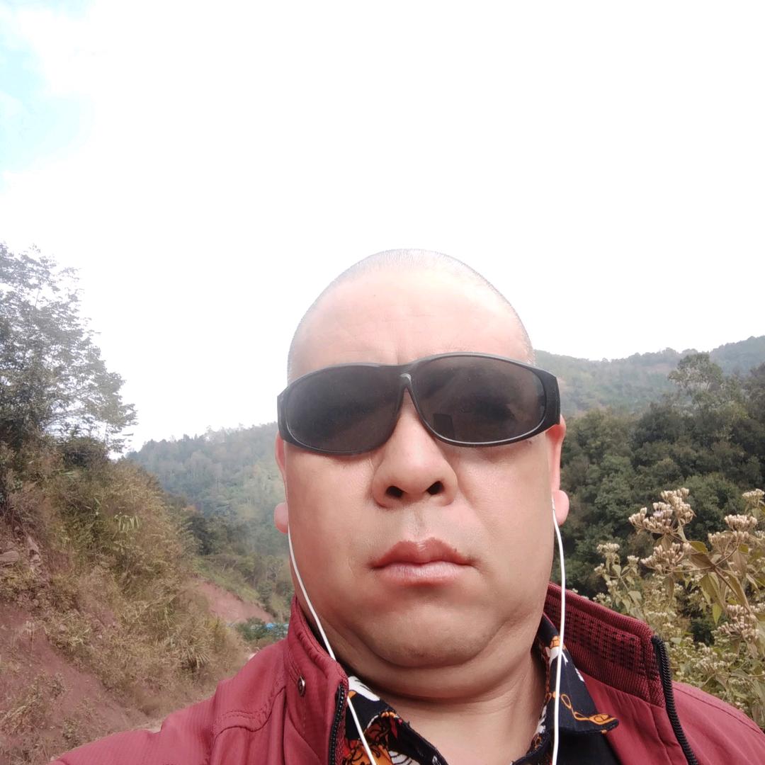 李大富