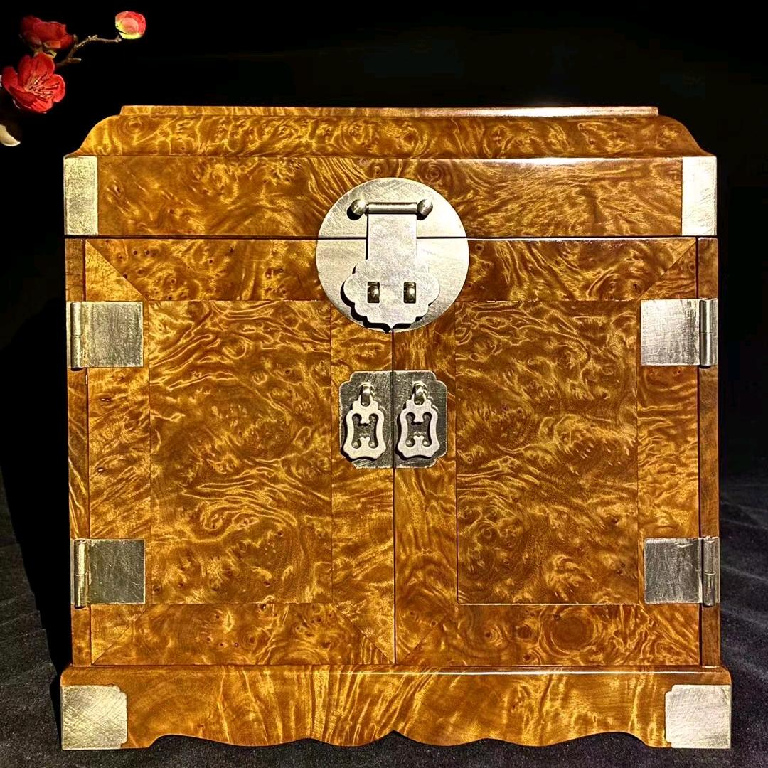 鑫磊金丝楠工艺品