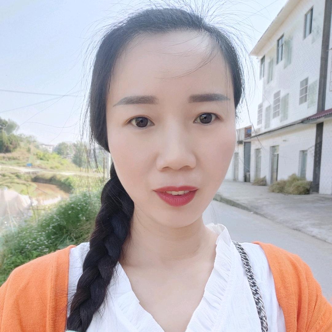 欧阳花花新人首播