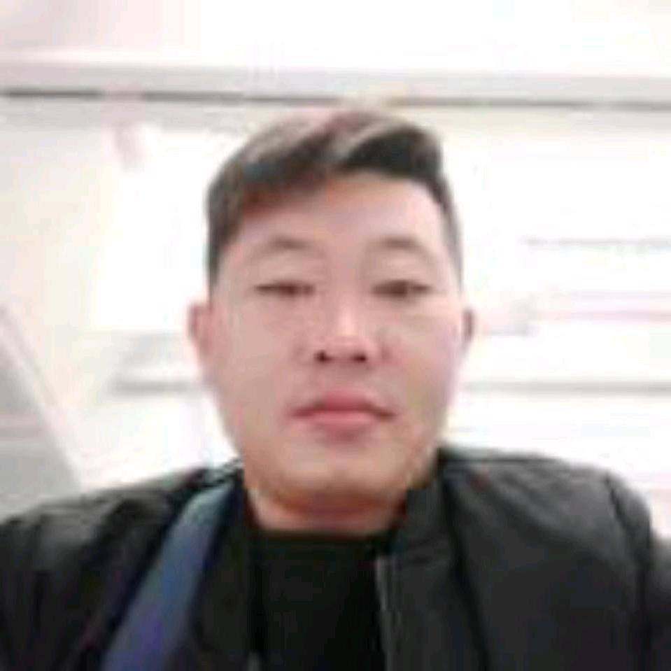 王小兵（红膏大闸蟹批发）