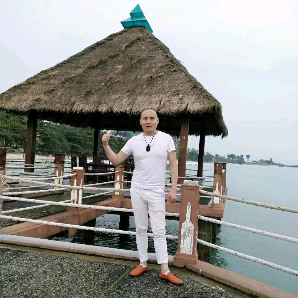 为正义而生（万哥）