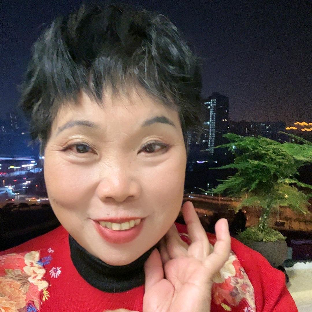 喜乐英姐