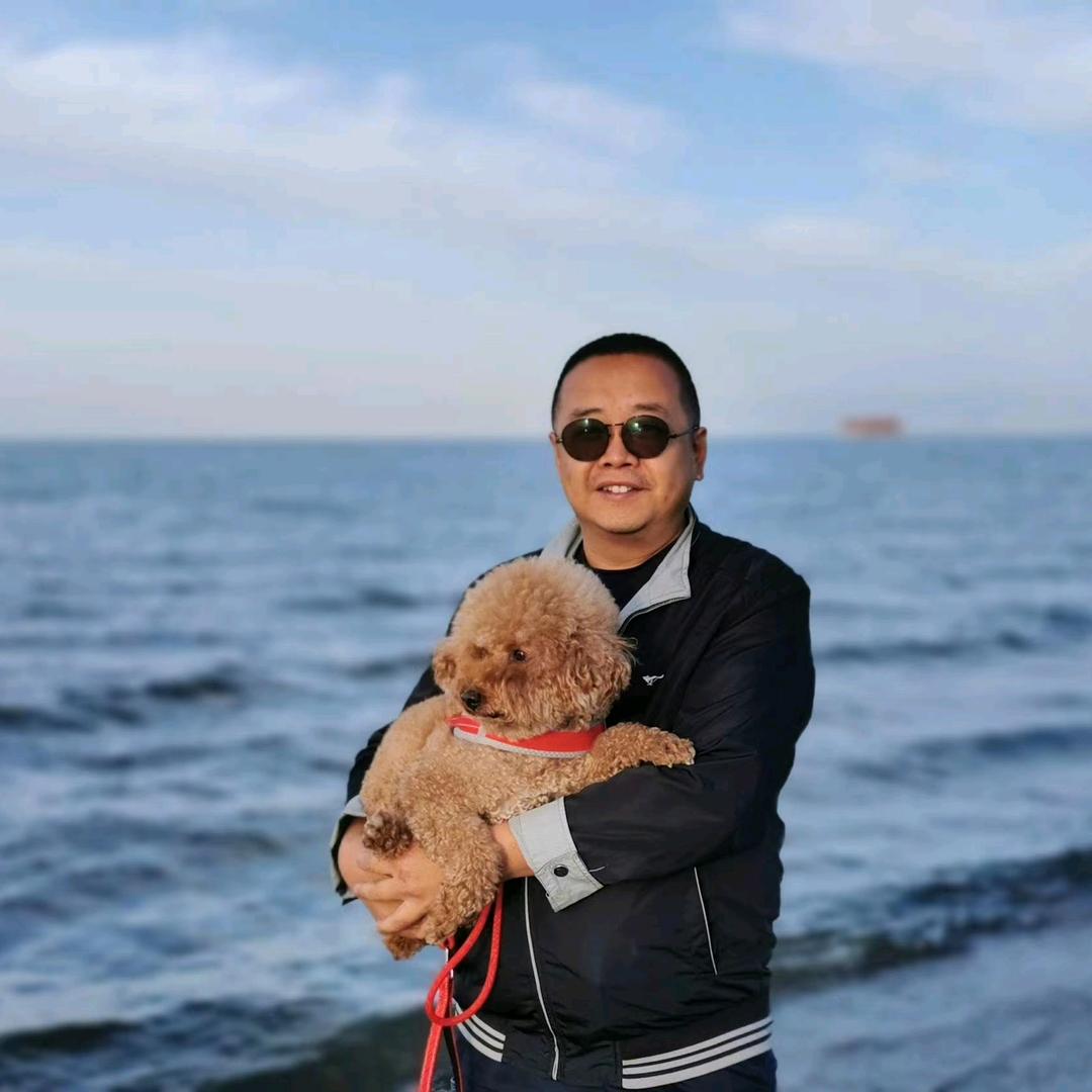 杨宇
