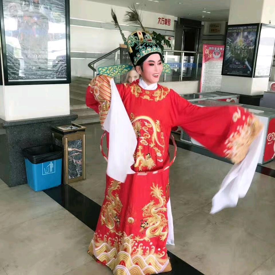瑛：