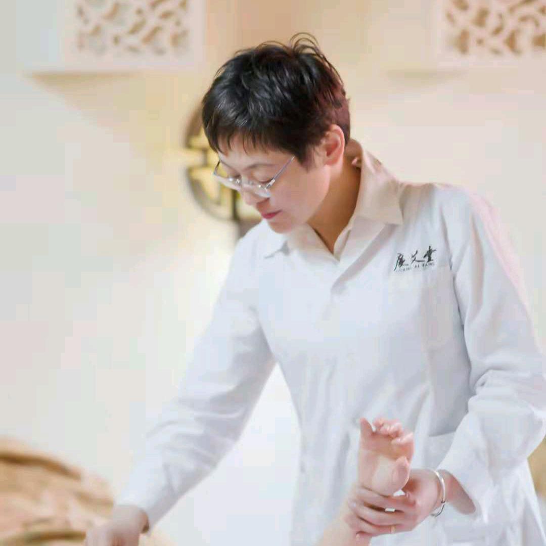 舒卿艾行天下