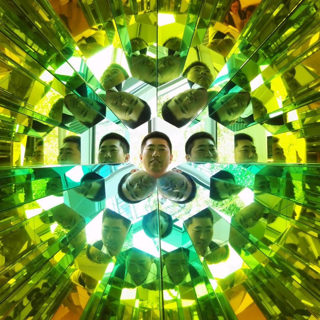 元