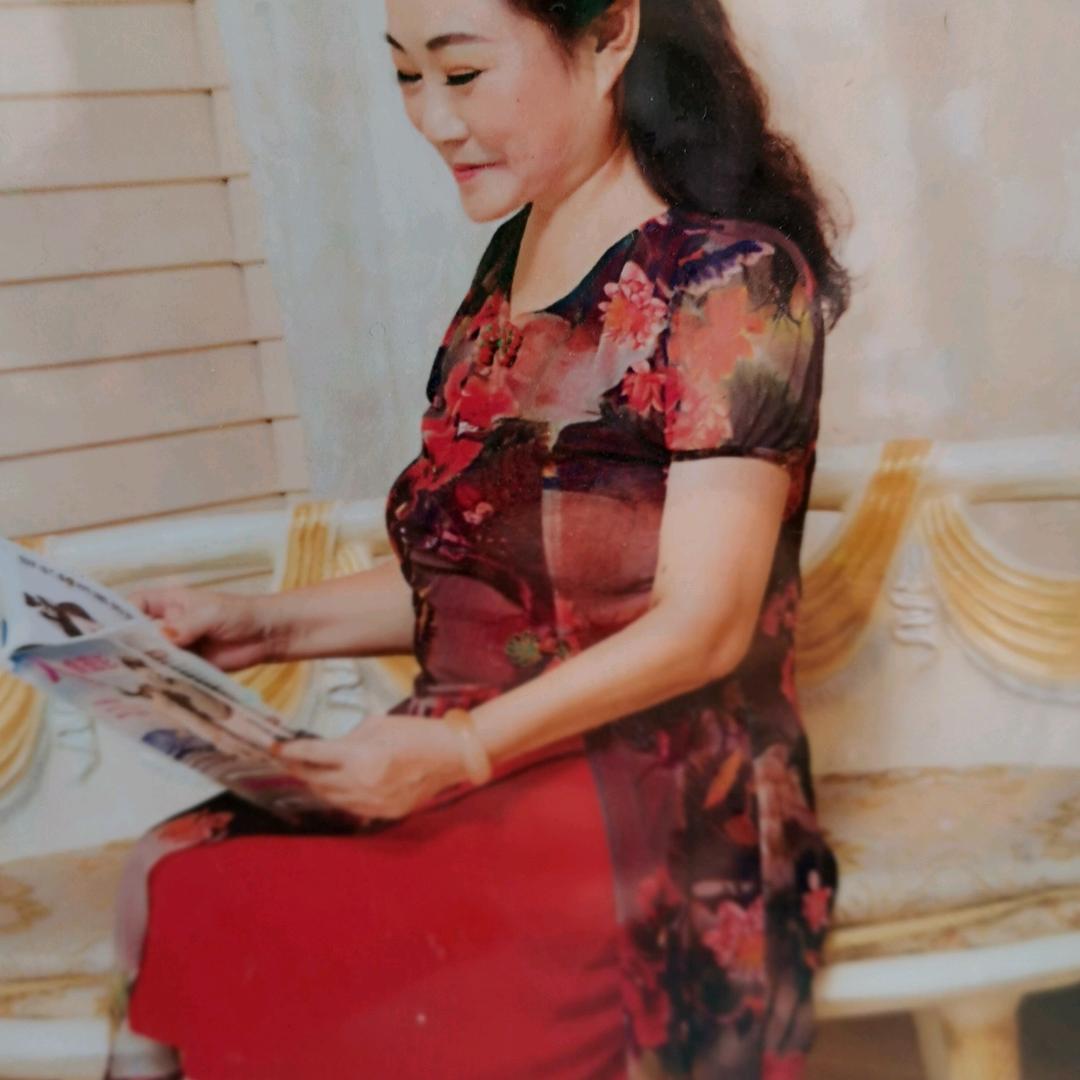 灵芝，50后。