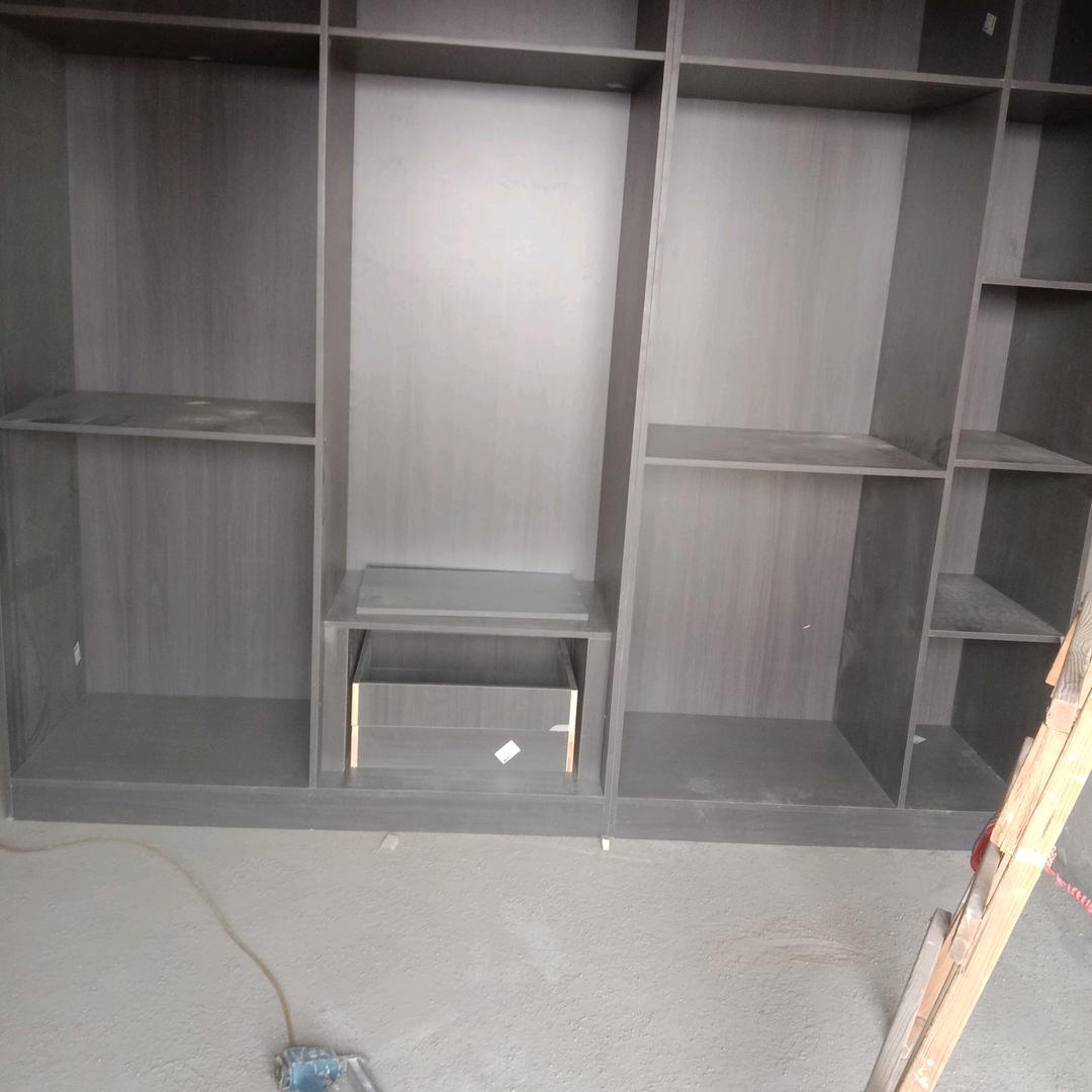 国辉装饰  吊顶  柜子