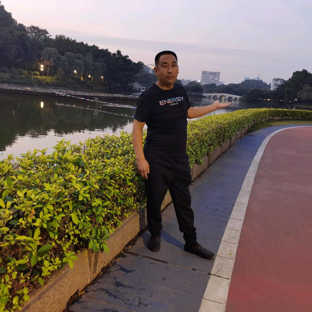 用户9837834492667春城钢材