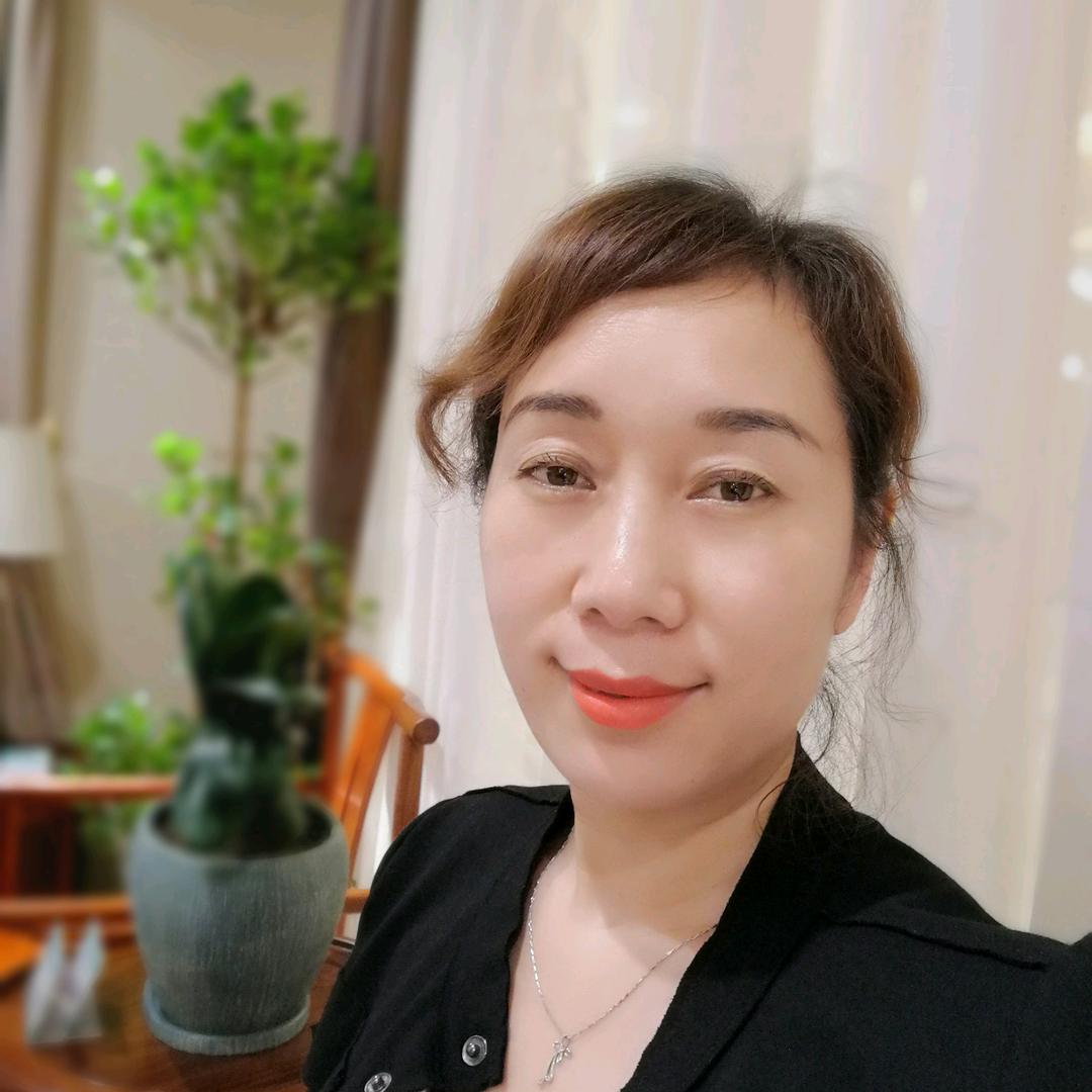 英子