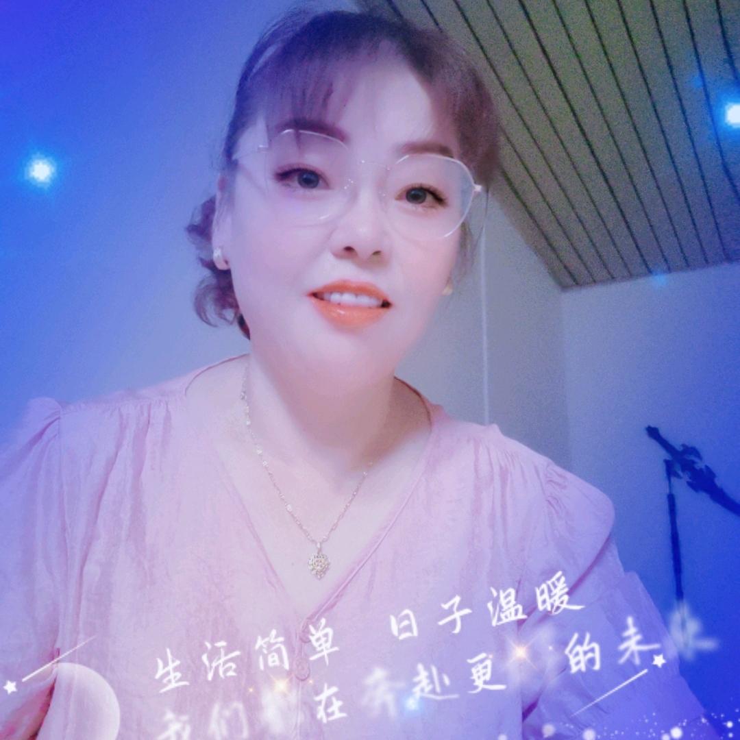 黄早英