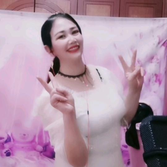 无人在乎的村姑