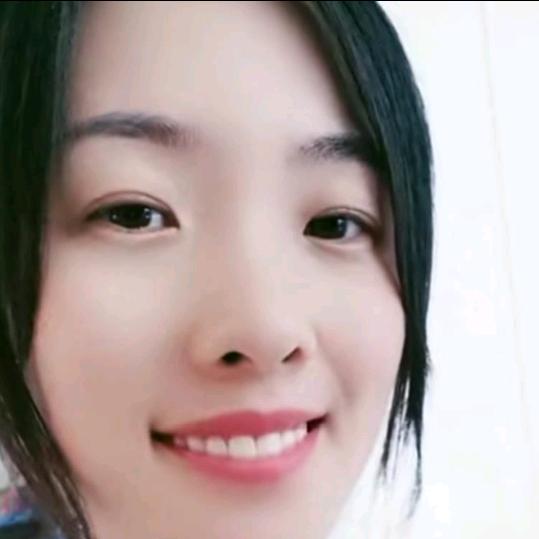 👧小芹