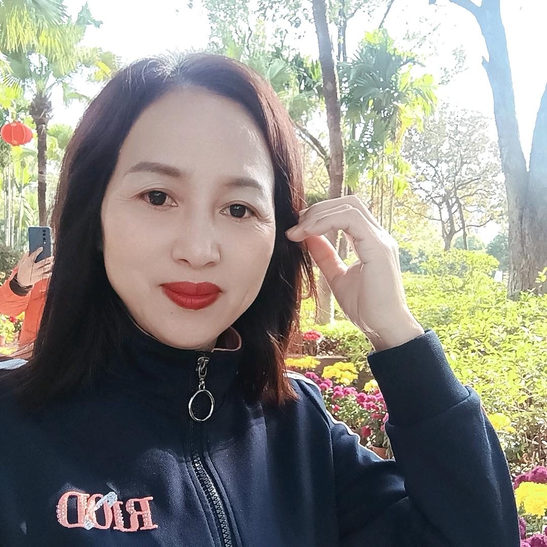 素素姐，