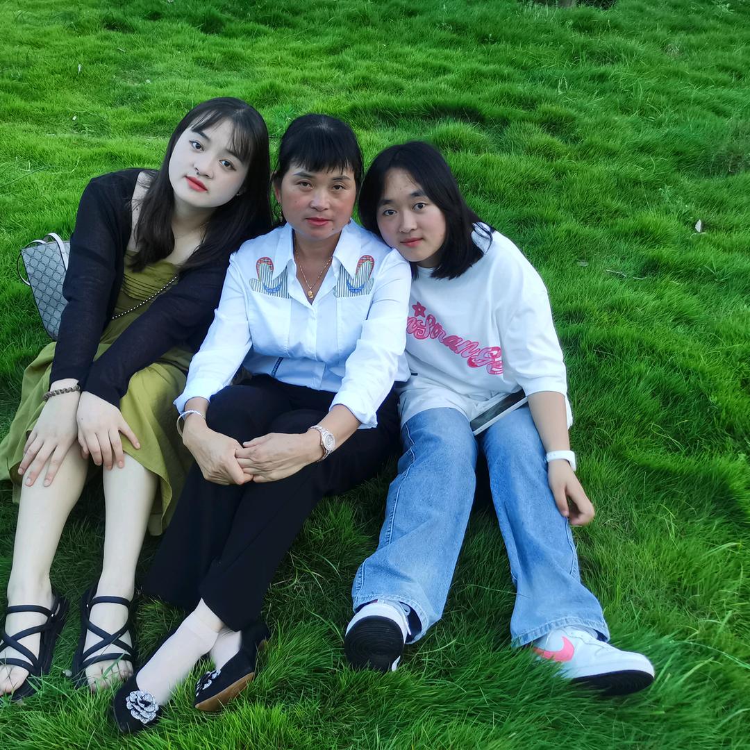 六盘水羊肉米线珠东店：吴