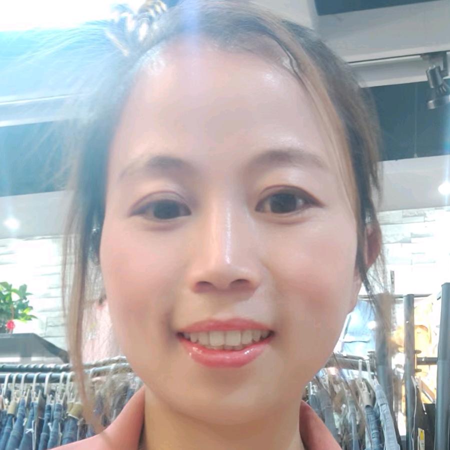 记录远嫁的哈尼女儿的日常生活