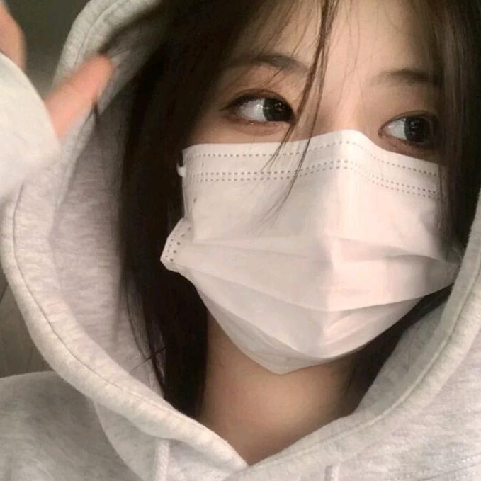 ╰つ゛ 无名小姐