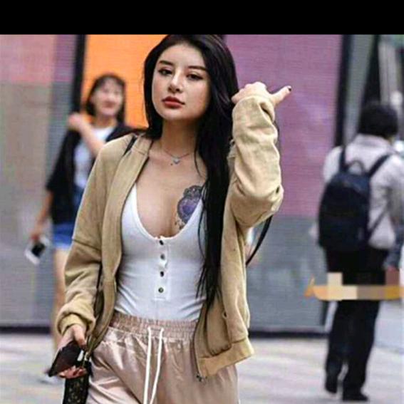 军妮（拒绝连赞）