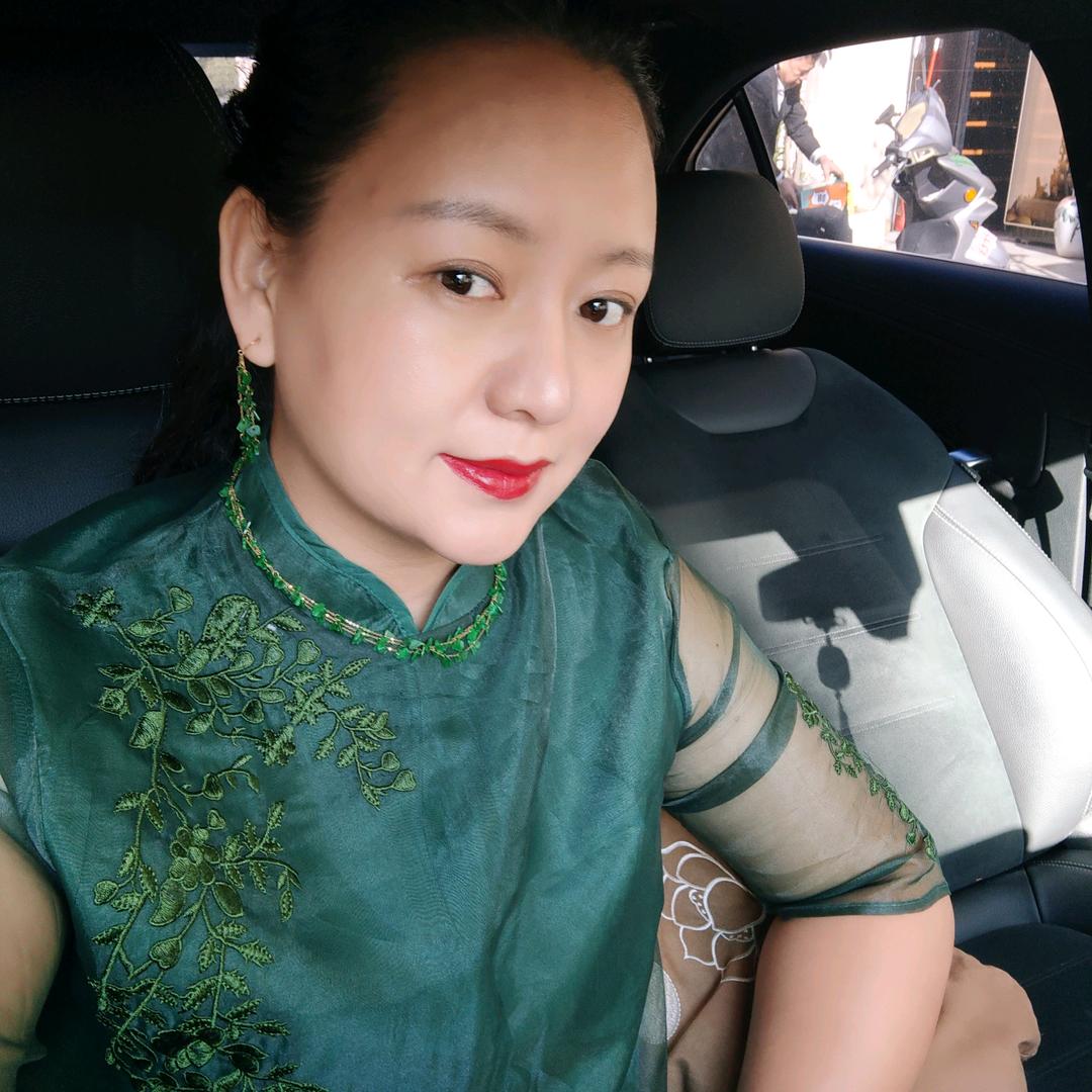 肆拾玖坊鸿雁堂堂主王新芝