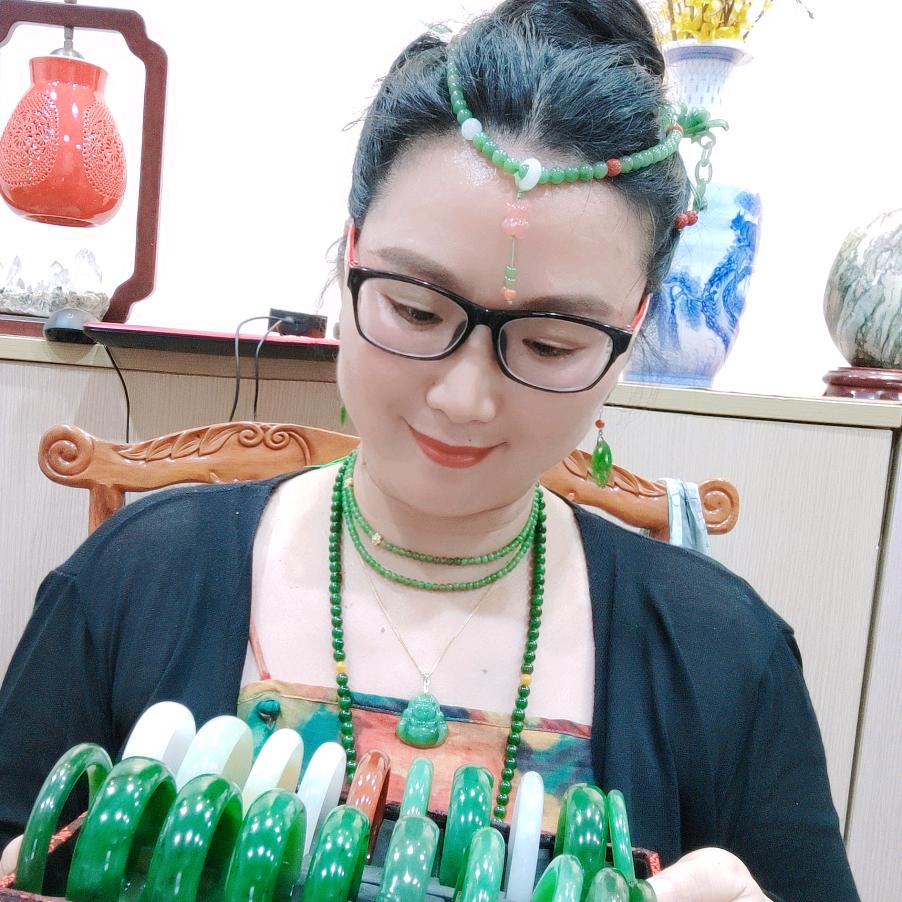 石緣臻品阁（每天下午17点-21点直播）