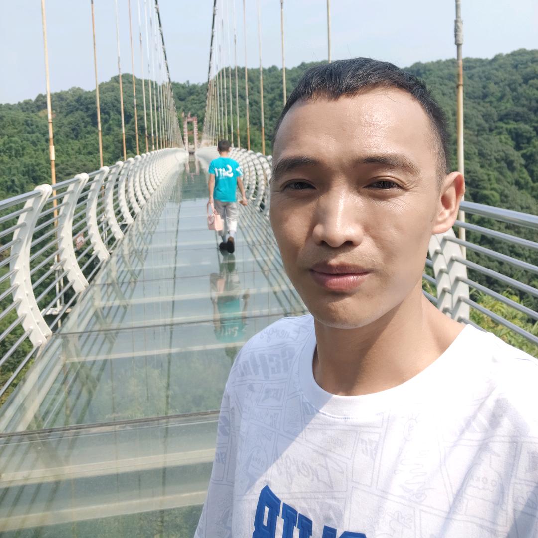 二衬，小五哥
