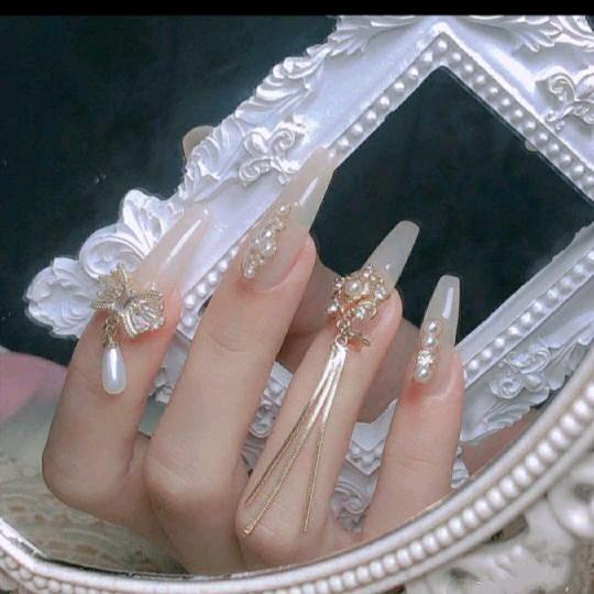 偃师指爱美甲