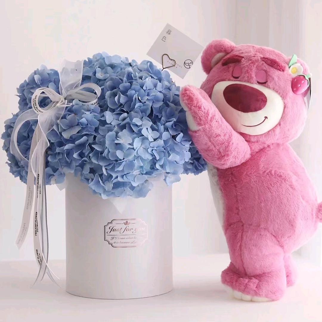 路南爱尚鲜花店