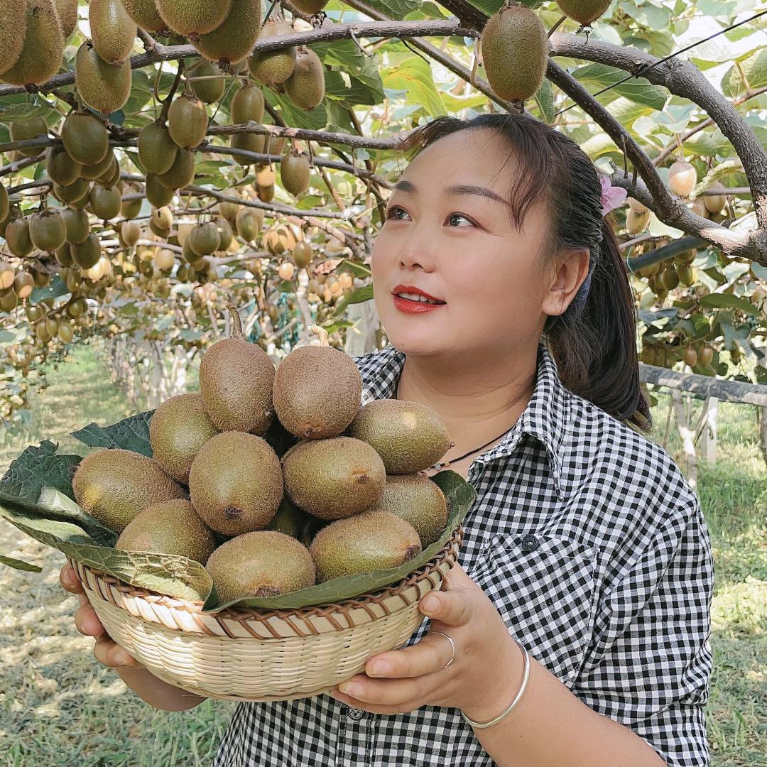 兵哥兵嫂（爱花）