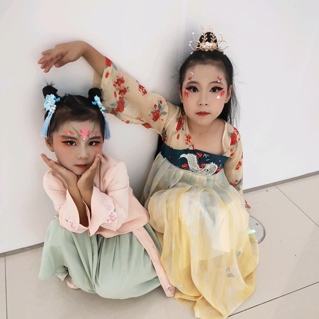 曹~莓可爱多♥