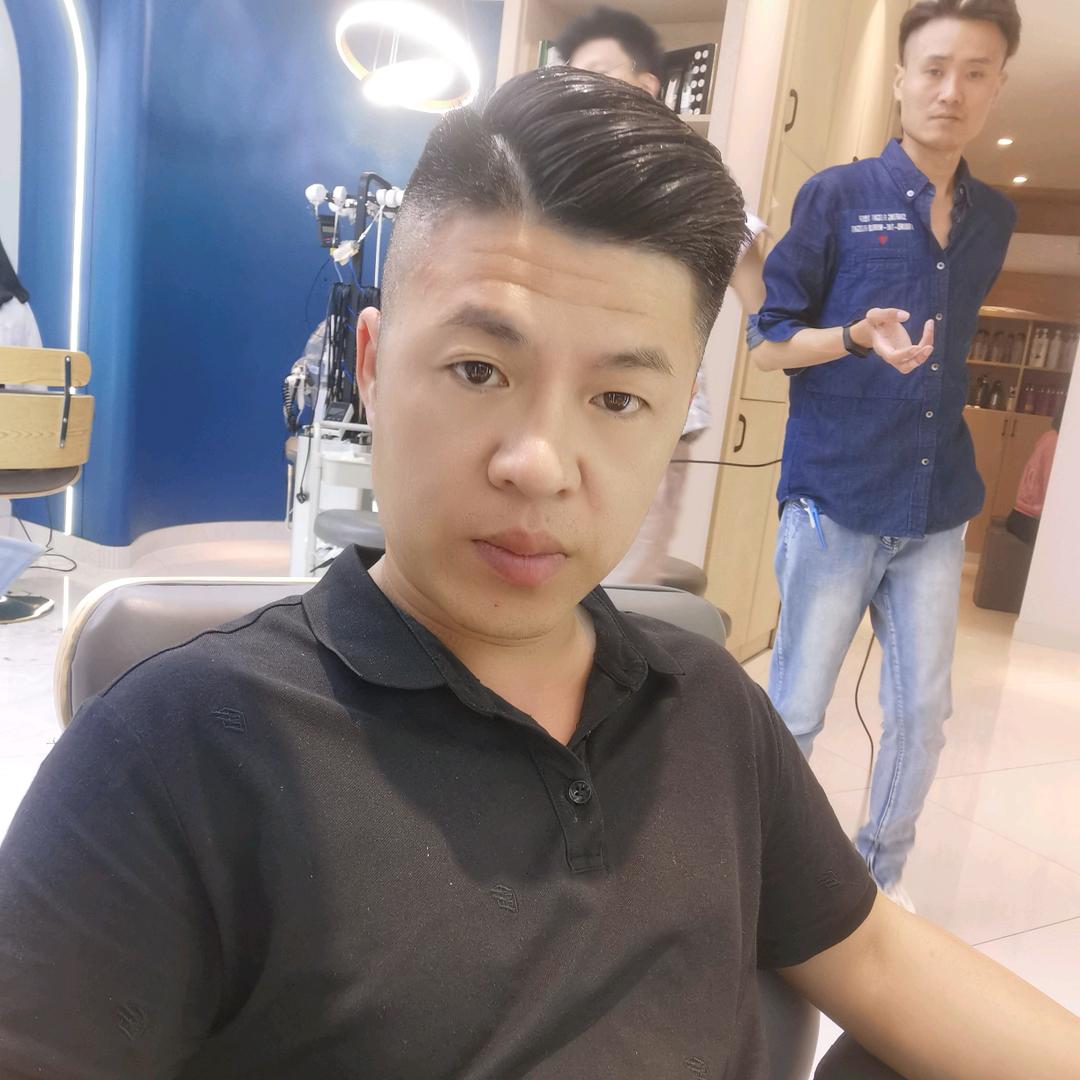F周爷