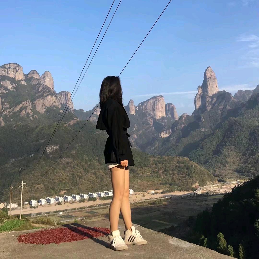 伊洁&Clara