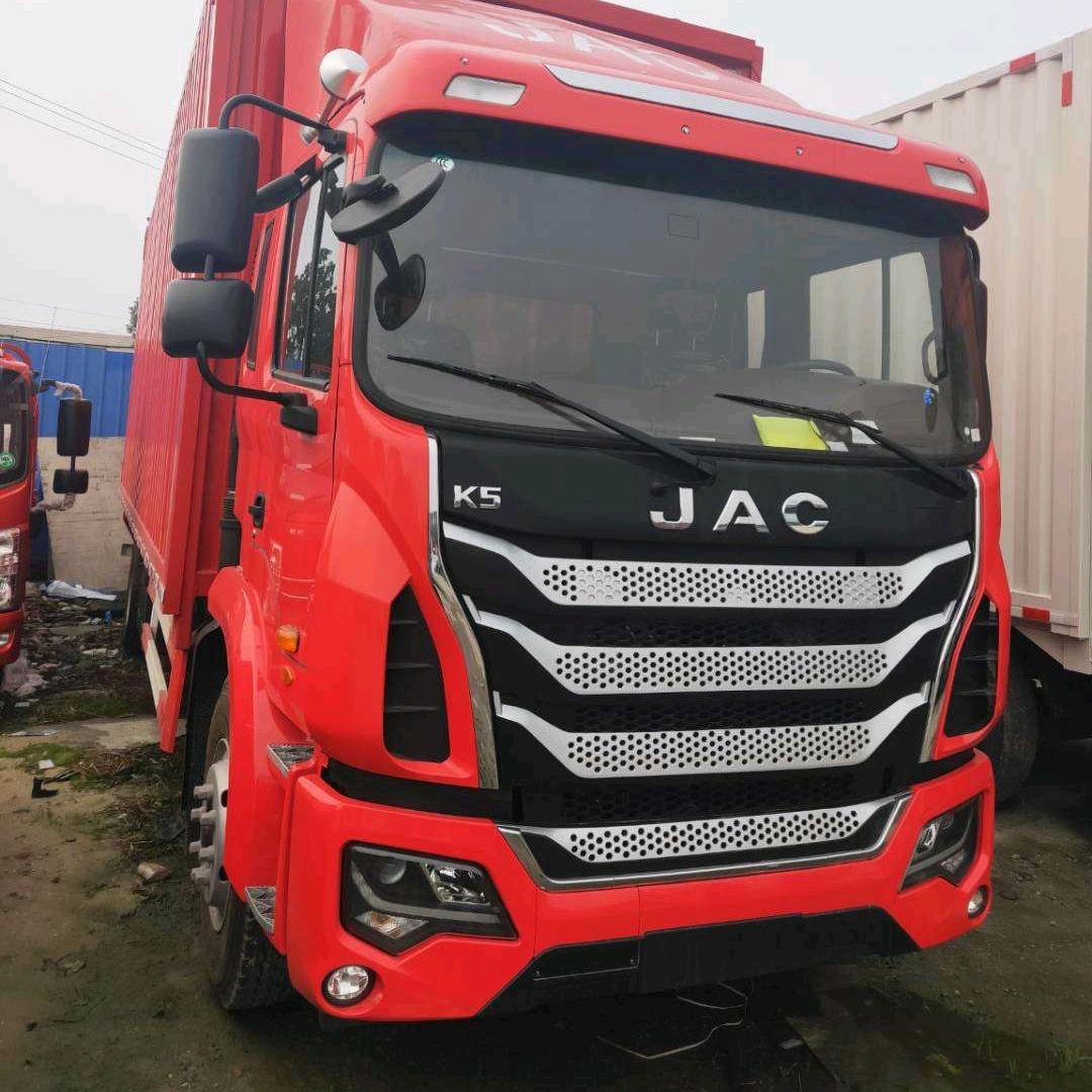 货车🚚男孩