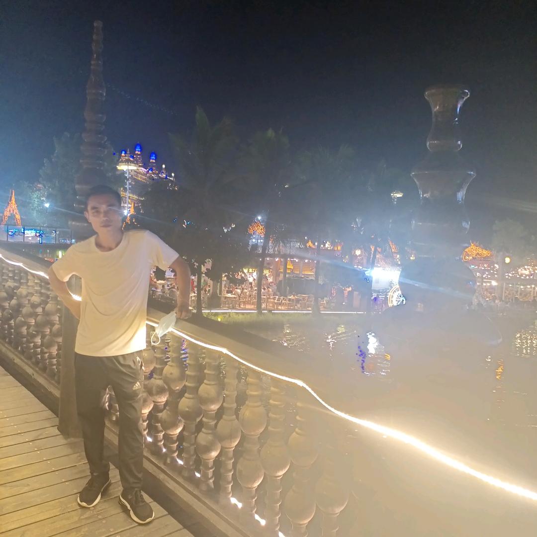 纯古树茶((二哥丿)