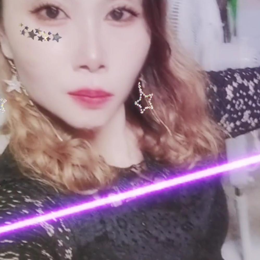 白玫瑰🌹