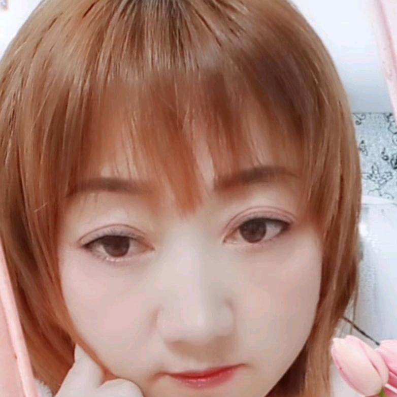 陌然淺笑