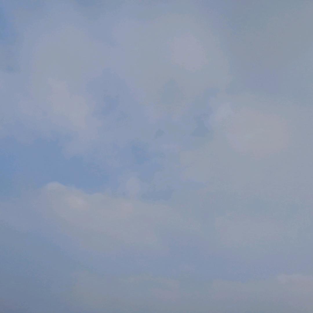 《申》白云