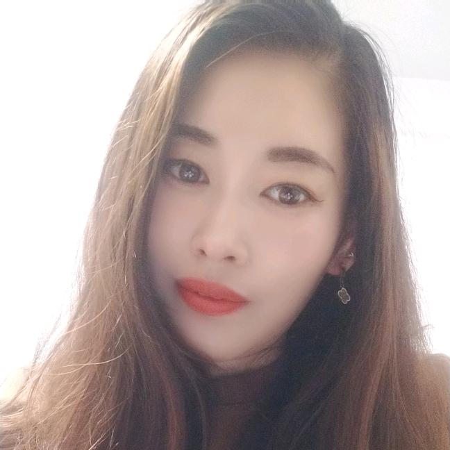 泡泡鱼爱唱歌。
