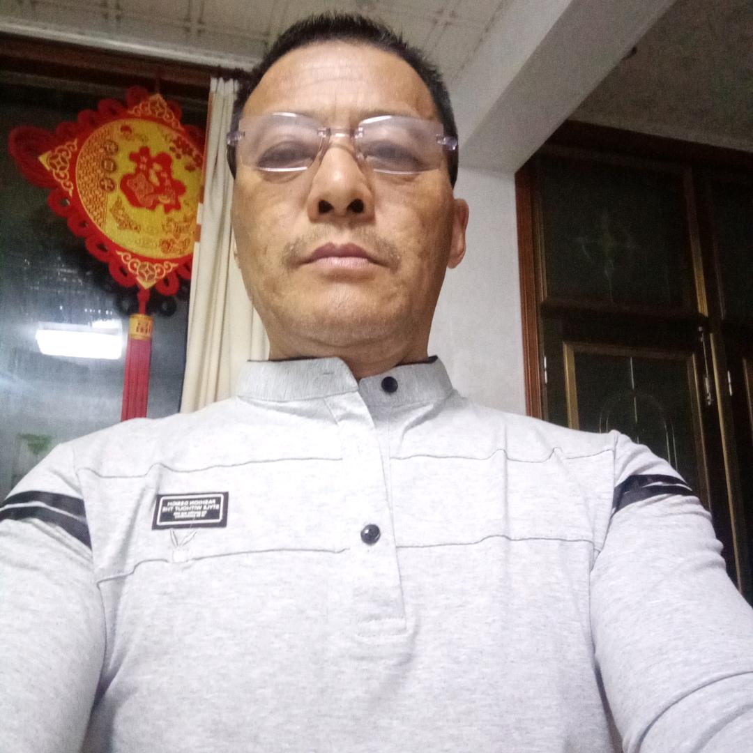寒风中的狼🎤