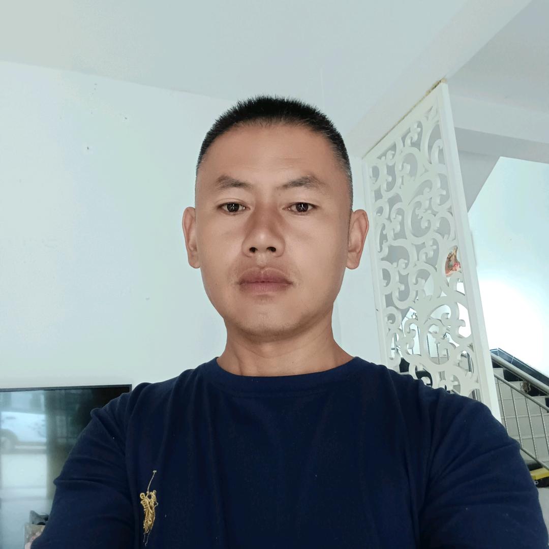 专业打井精品厨柜厂