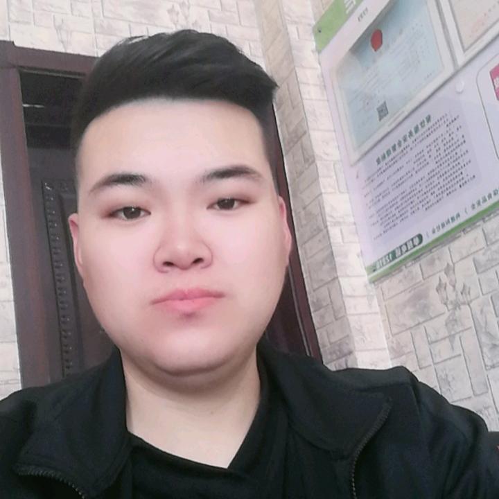 三哥（我是单身可以私信）