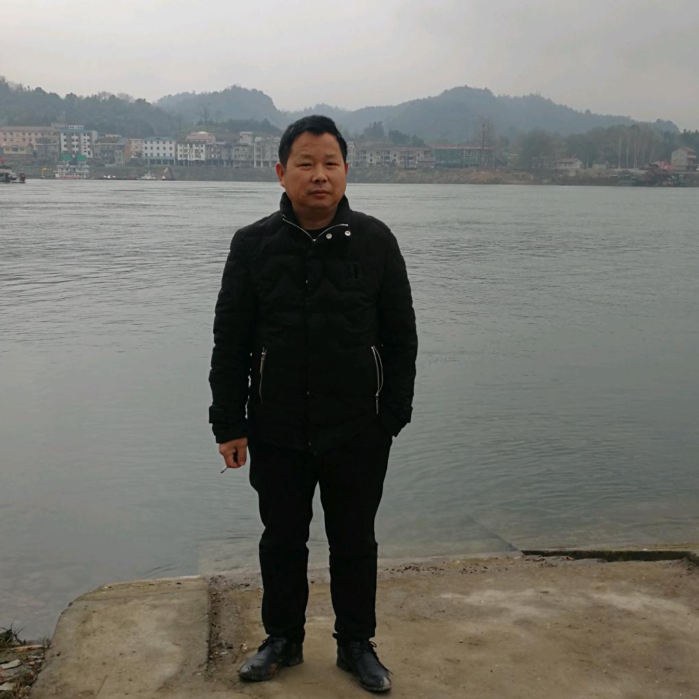 龙福针织王炎斌