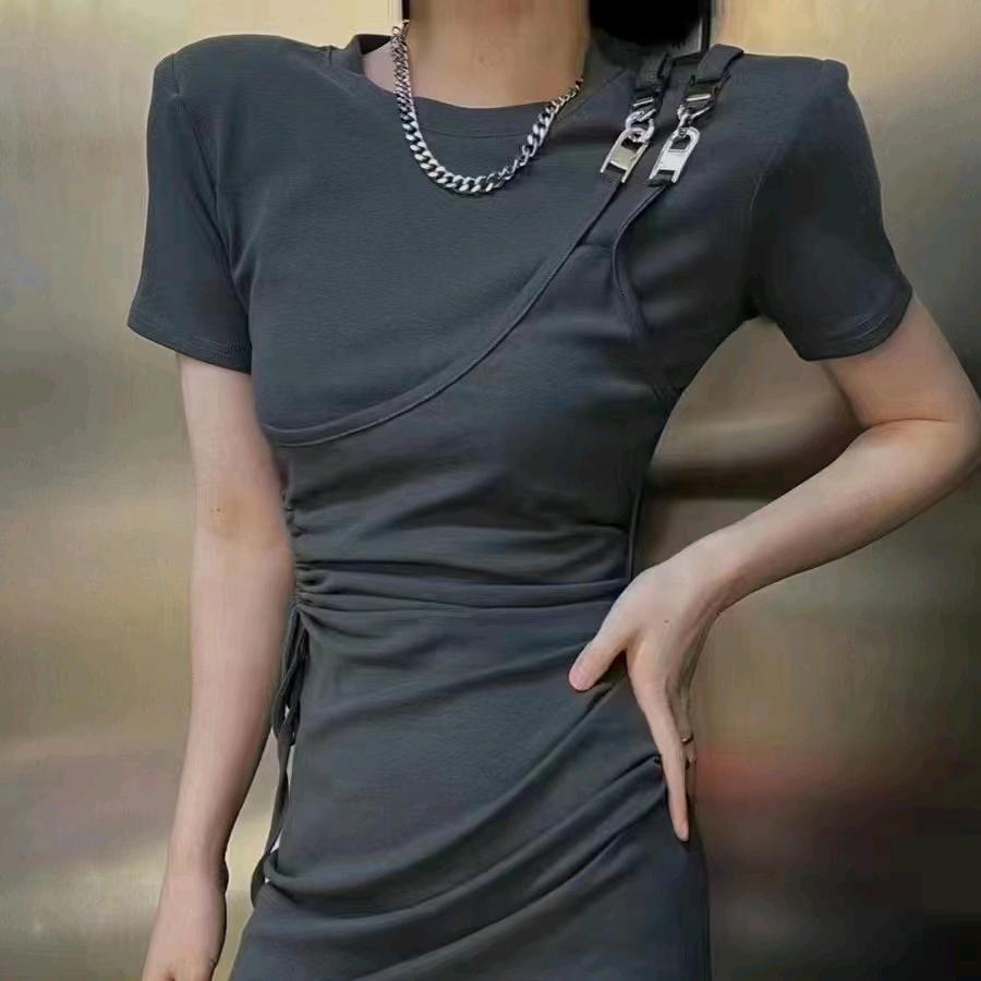 轩橙服饰店