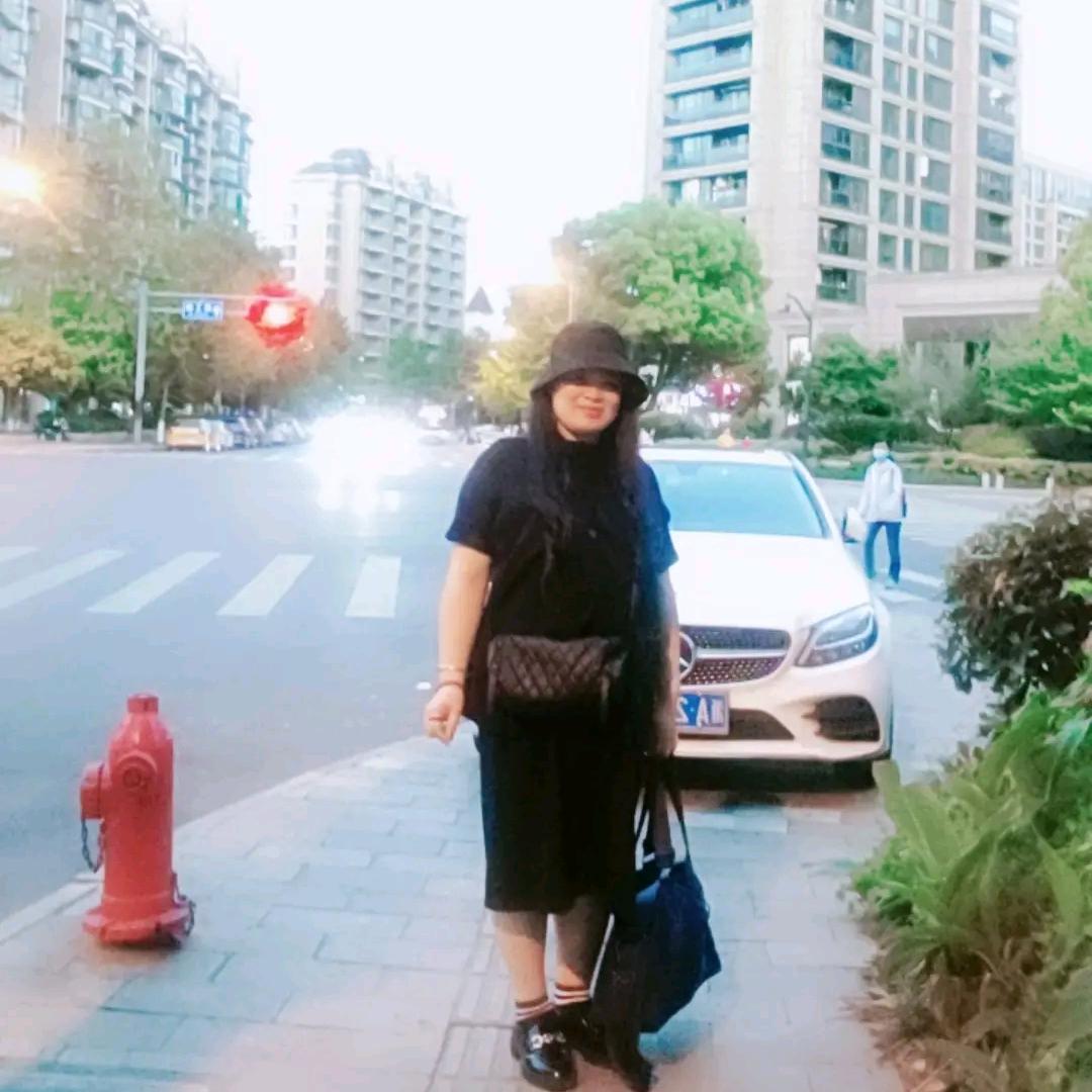 苹苹