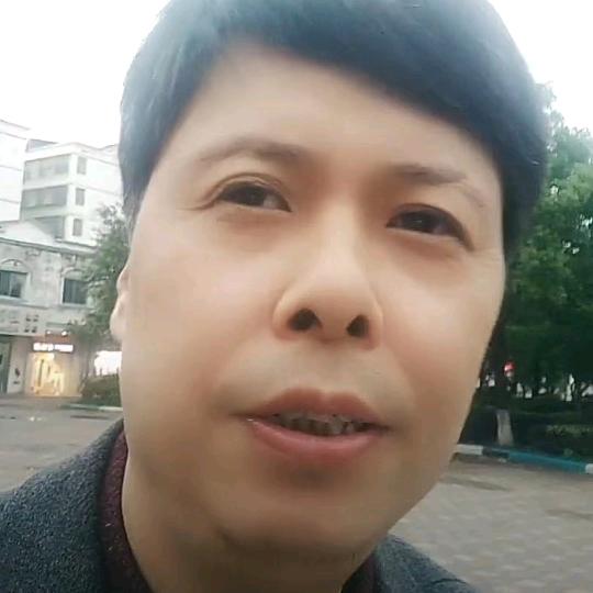 千顶鹤男装
