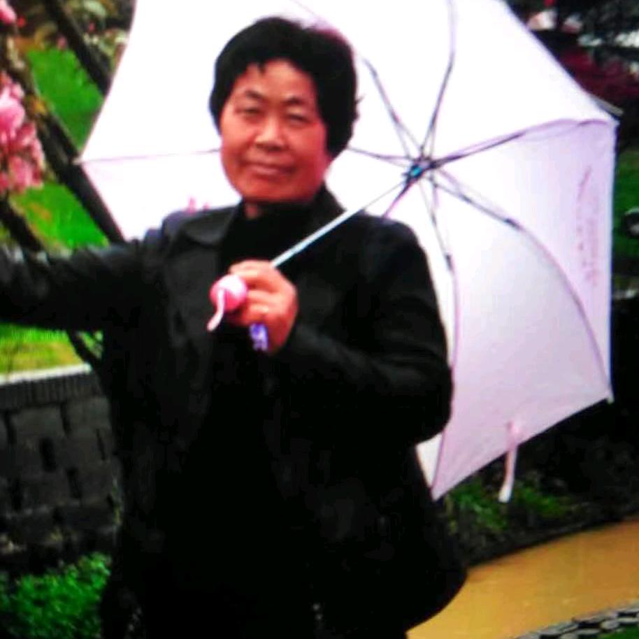 王姐明天上午9点十分首播