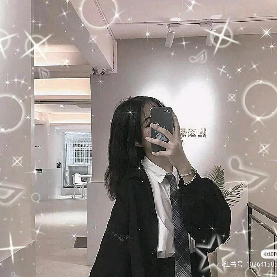 贪吃的小猪ovo