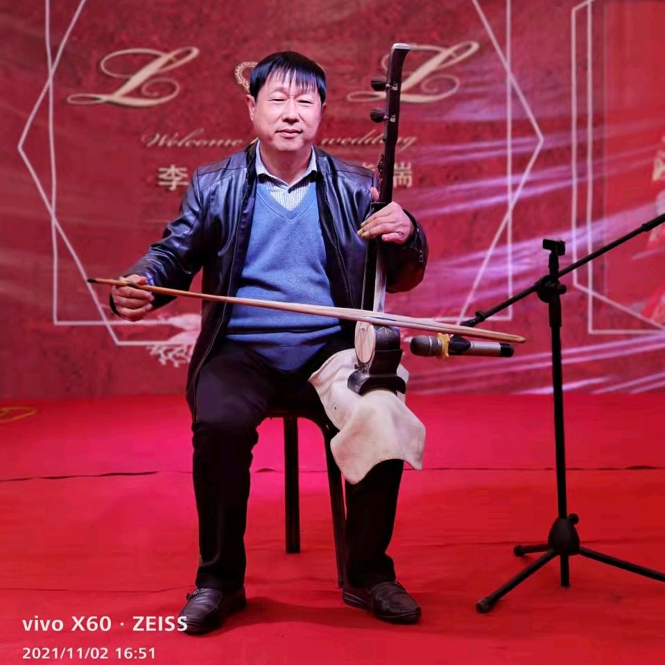 悦耳动听的弦子～鑫鑫文化传媒公司