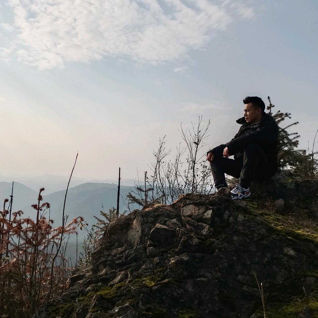 伍佰